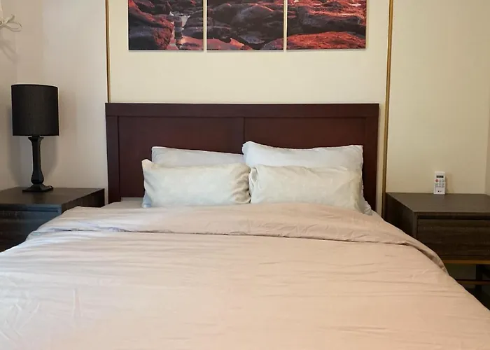 Aparthotel Shaw Blvd Modern Living - The Olive Place 4*
